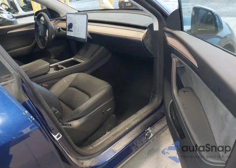 2023 Tesla Model Y Awd/Long Range Dual Motor All-Wheel Drive from USA, damaged, VIN 7SAYGAEE3PF810794